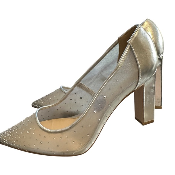 NWOB Jessica Simpson Silver Pylise Rhinestone Embellished Pointed Toe Size 8.5 - Picture 2 of 5